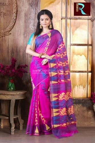 Dhakai Jamdani Saree with an amazing color combo